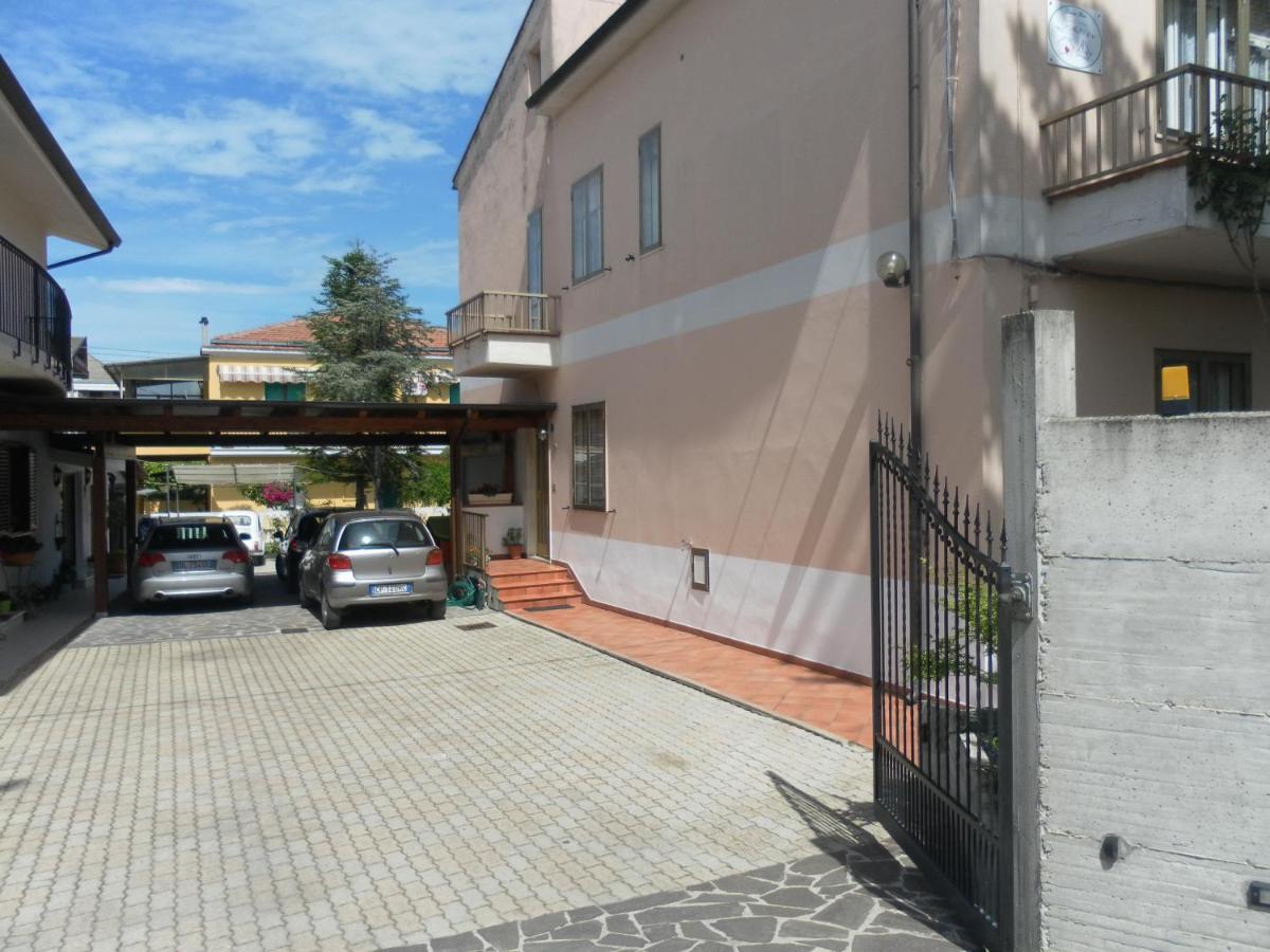 Donna Rosa Apartment Francavilla Al Mare Bagian luar foto